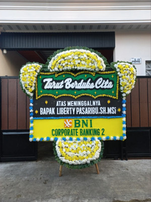 Papan Bunga Duka di Yiluk