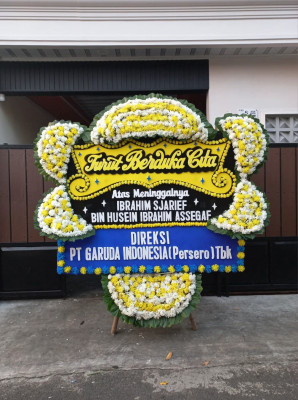 Papan Bunga Duka di Yiluk